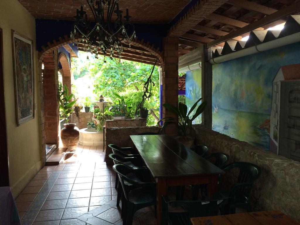 Hotel Mayflower Puerto Escondido  Εξωτερικό φωτογραφία