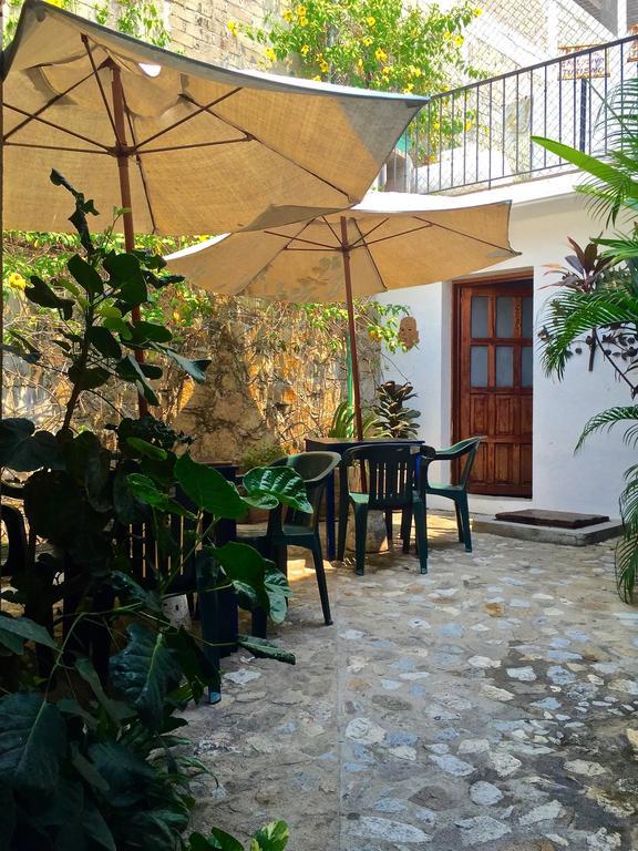 Hotel Mayflower Puerto Escondido  Εξωτερικό φωτογραφία