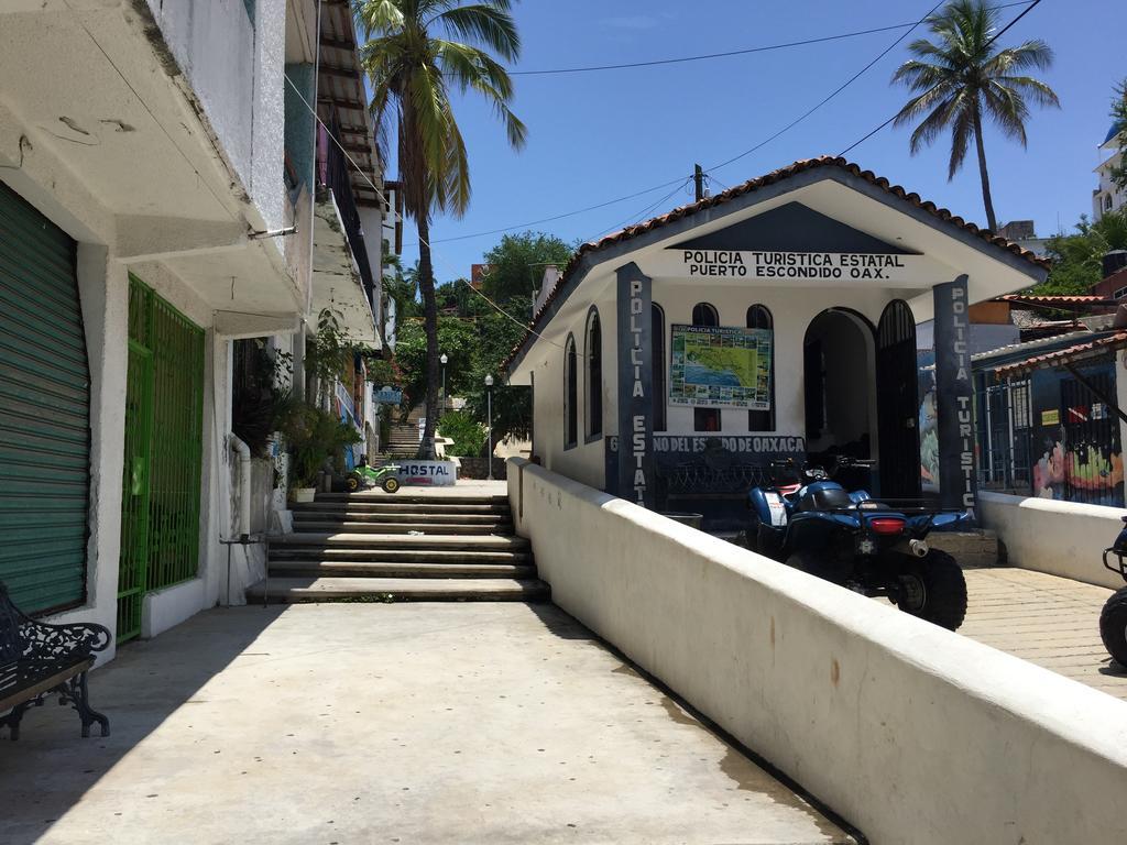 Hotel Mayflower Puerto Escondido  Εξωτερικό φωτογραφία