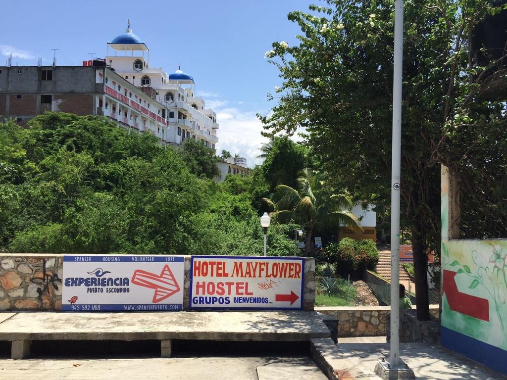 Hotel Mayflower Puerto Escondido  Εξωτερικό φωτογραφία