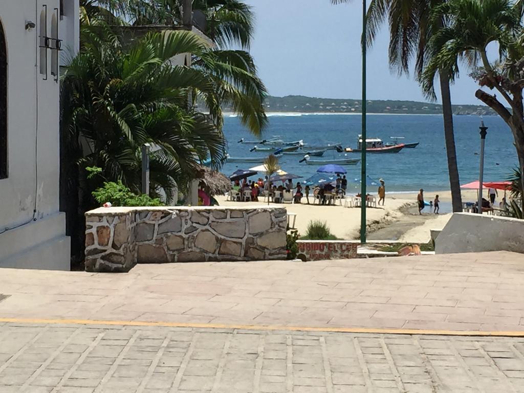 Hotel Mayflower Puerto Escondido  Εξωτερικό φωτογραφία