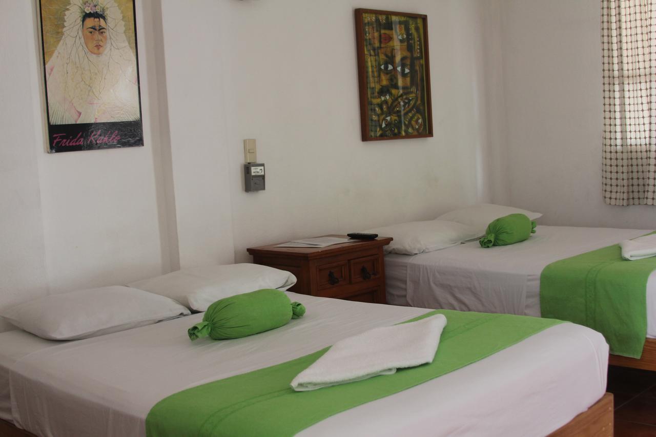 Hotel Mayflower Puerto Escondido  Εξωτερικό φωτογραφία