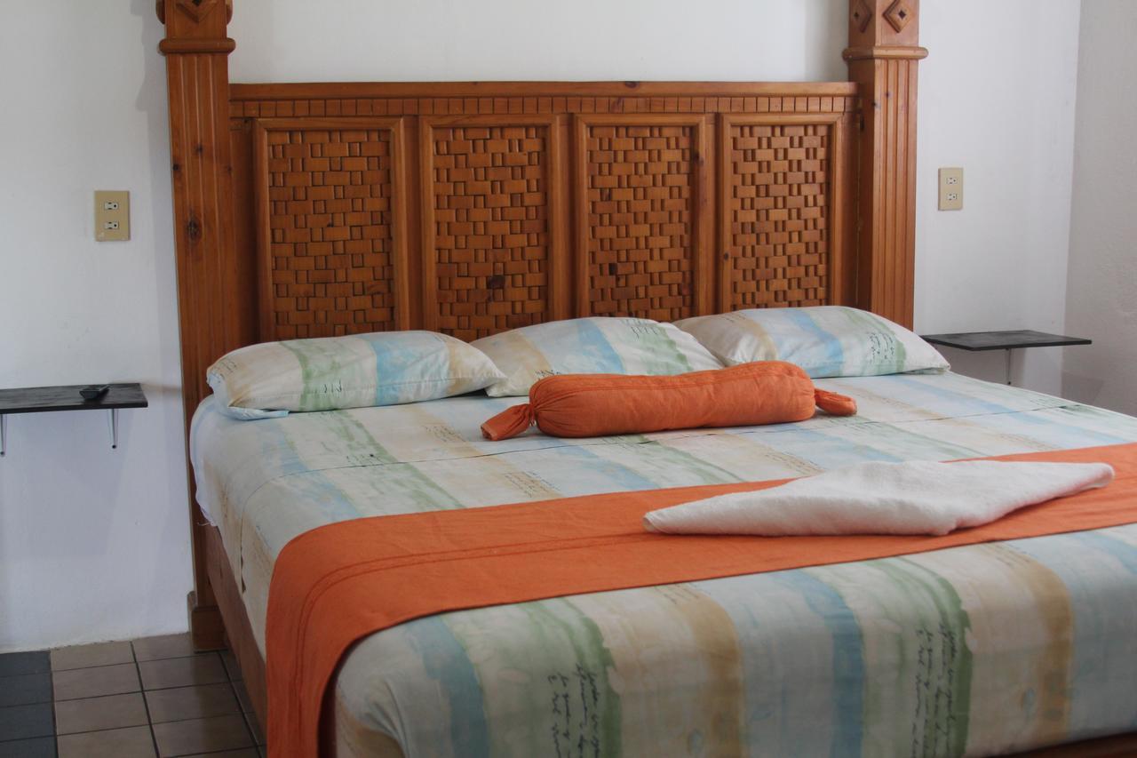 Hotel Mayflower Puerto Escondido  Εξωτερικό φωτογραφία